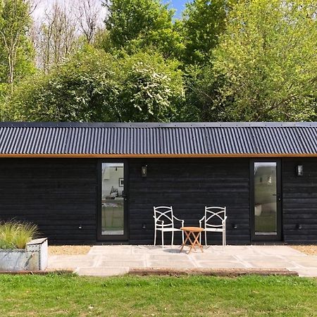 منزل الضيف فيفرشام  في The Hopper Huts المظهر الخارجي الصورة